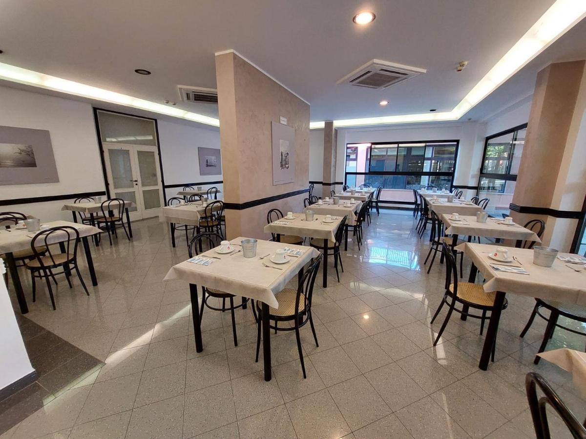 Vinsea Hotel Bellaria-Igea Marina Dış mekan fotoğraf